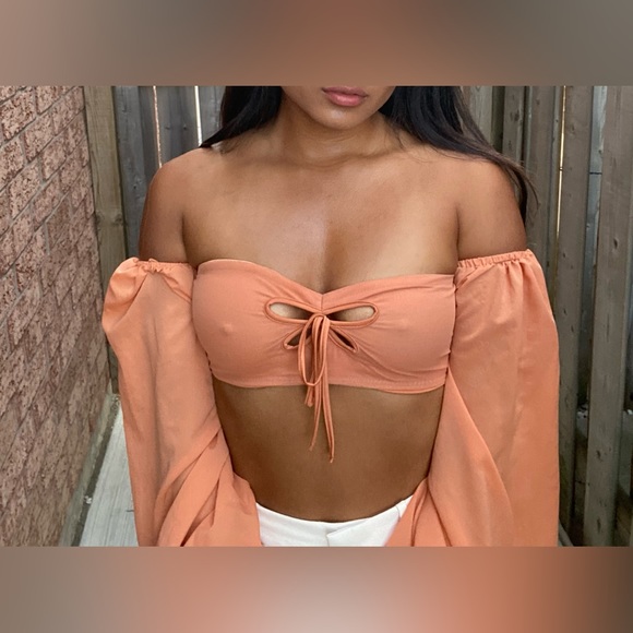 Beautiful Oh Polly Long sleeve Crop Top - Medium - Picture 3 of 5